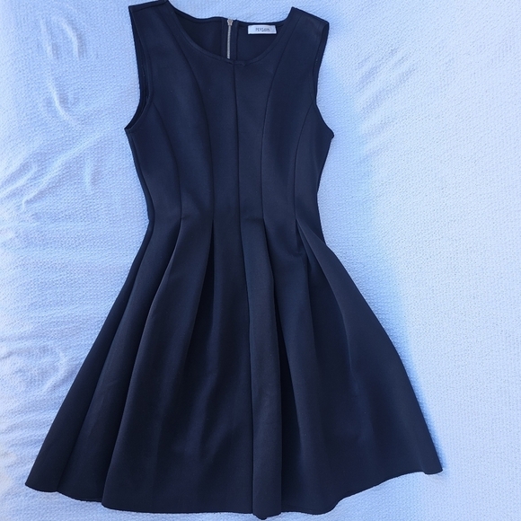 Persaya Pleated Black Mini Dress Fit and Flare size small - Picture 10 of 10